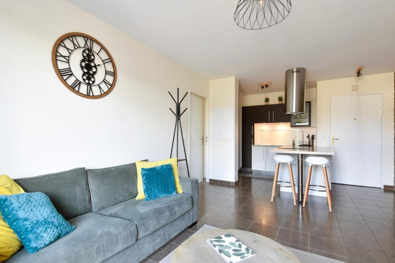 Apartamento Appart Cosy Quartier Calme Hyper Centre Parking Magny-le-Hongre Exterior foto