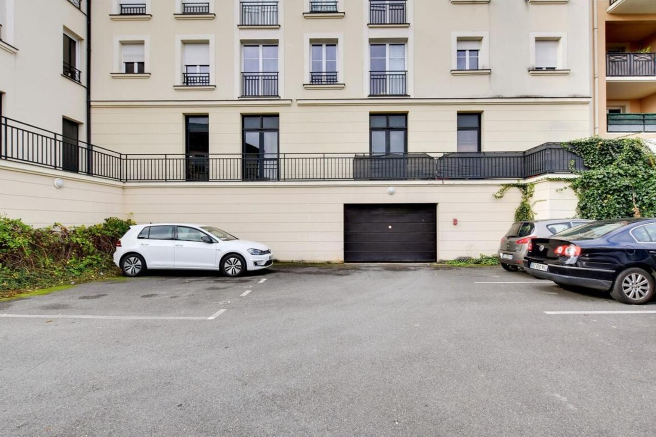 Apartamento Appart Cosy Quartier Calme Hyper Centre Parking Magny-le-Hongre Exterior foto